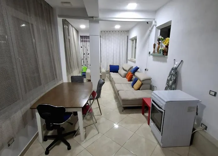 Daire Rinia In Pogradaş